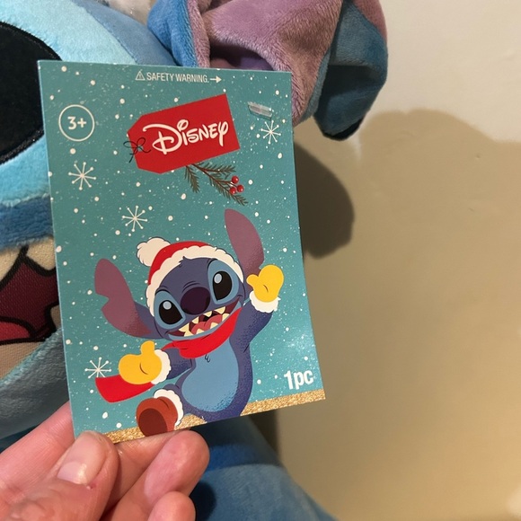 Disney's Stitch 19" Plush Holiday Greeter - Picture 4 of 8